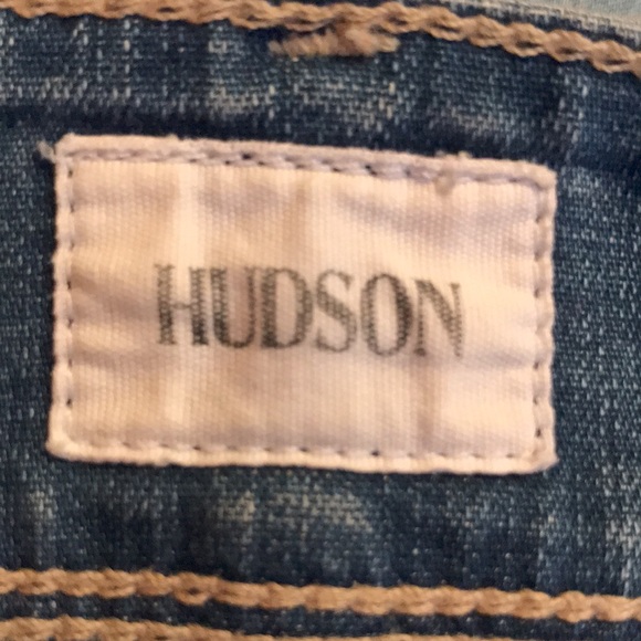 Hudson 24 x 3.5” Croxley Cuff Shorts in Polly distressed stretch denim jean EUC - Picture 6 of 12